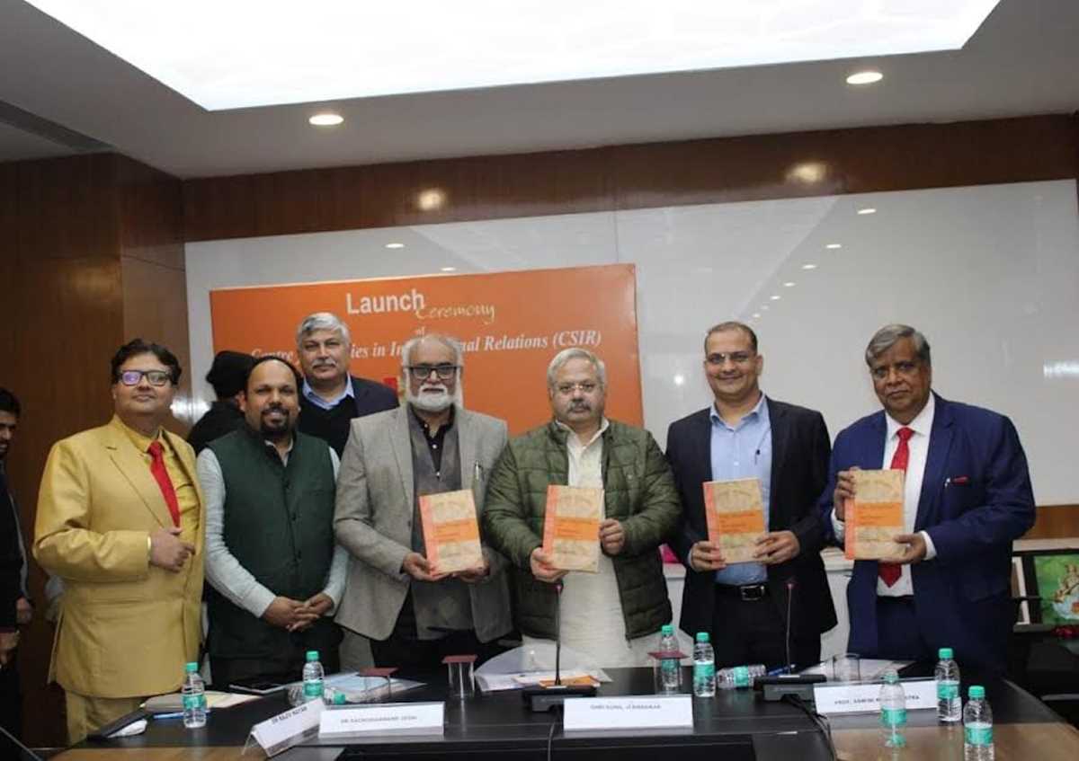 जीबीयू के डॉ. विवेक मिश्रा की पुस्तक इंडिक पर्सपेक्टिव्स ऑन इंटरनेशनल रिलेशंस का हुआ विमोचन